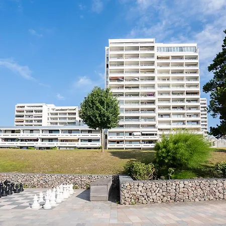 App 241 *